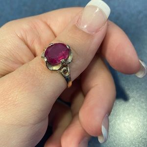 10k gold Ruby ring